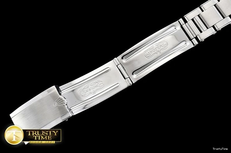 0503 Trendsetting ROLGMT122D – GMT Master 966